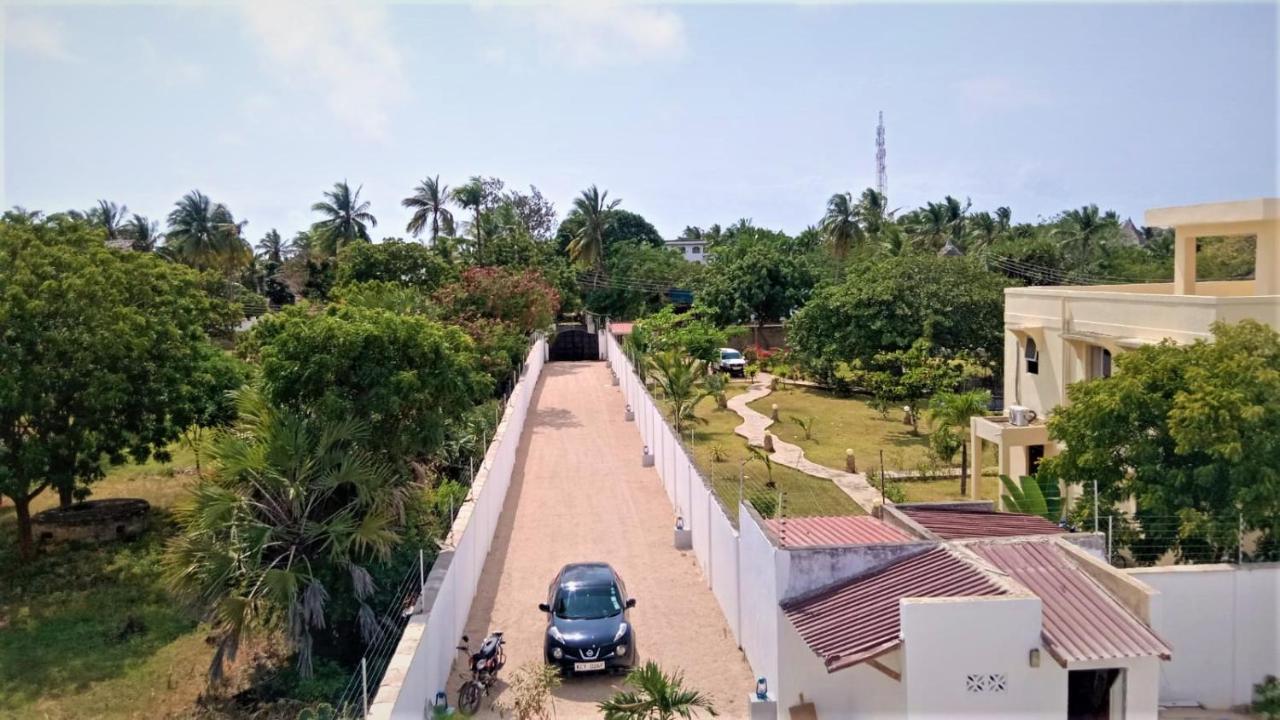 V-Szameitat Homes, Kongo River Diani Beach Exterior photo